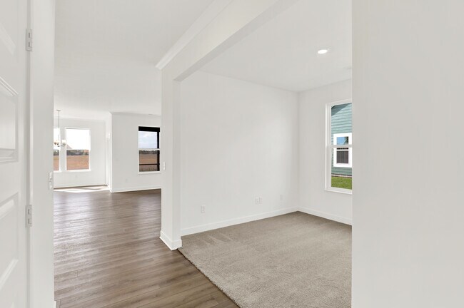 5187 Nettleton Way, Avon, IN 46123 - photo 4