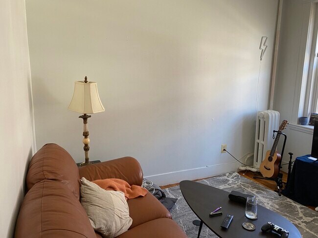 4 Price Rd unit 2, Allston, MA 02134 - photo 5