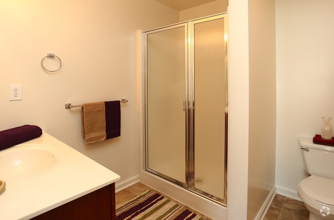 Forrest Pointe, East Greenbush, NY 12061 - photo 5