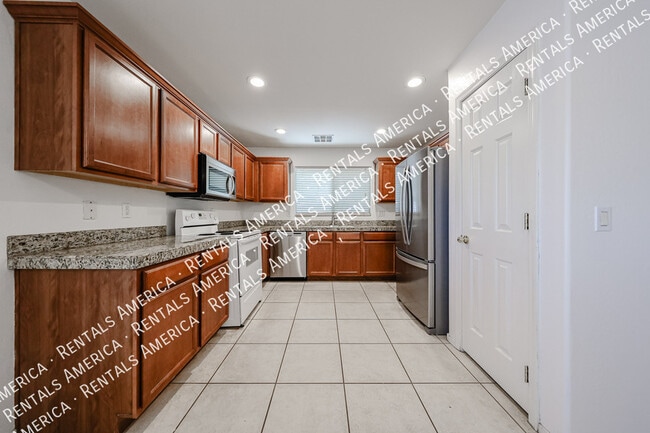 23516 S 223rd Ct, Queen Creek, AZ 85142 - photo 7