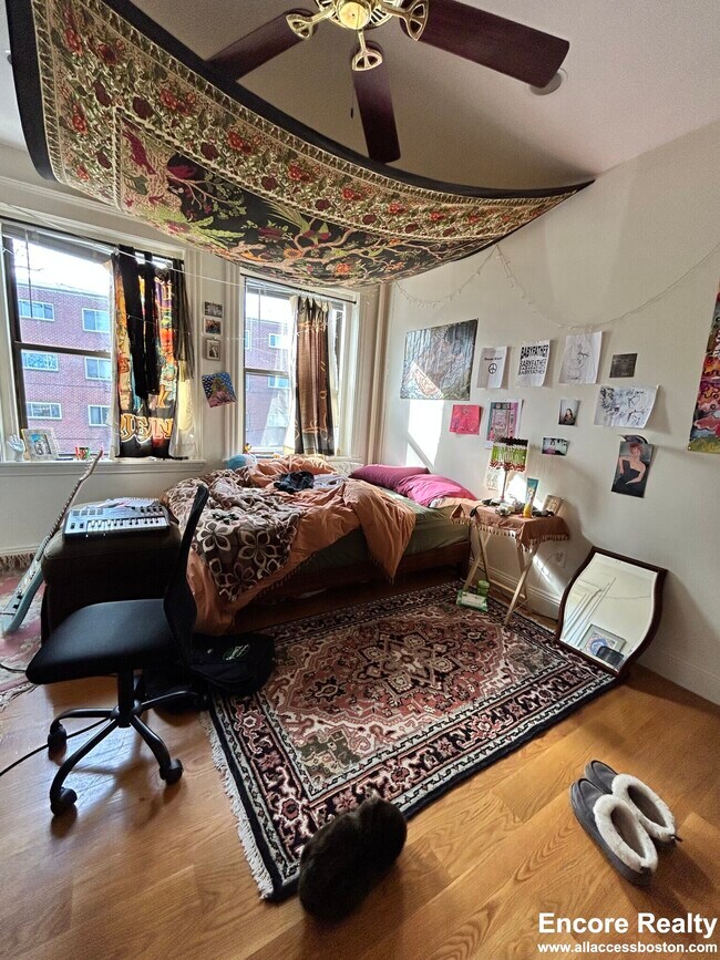 255 Kelton St unit 7, Allston, MA 02134 - photo 3