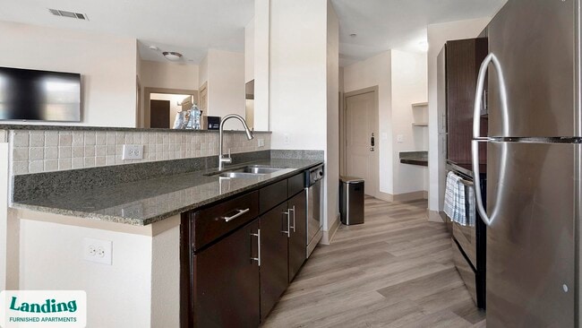 2056 Sundance Pkwy unit 2308, New Braunfels, TX 78130 - photo 6