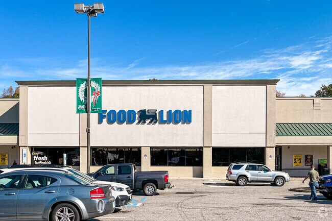 Food Lion is your one stop shop for all your grocery needs.