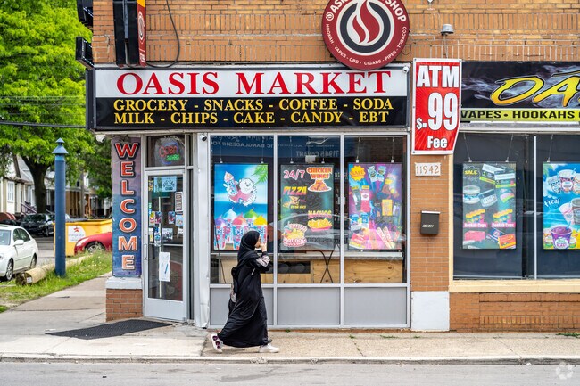 Visti Oasis Market on Conant Street for convenience items.