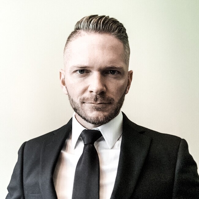 Roy Mccormick; Shawn Murphy