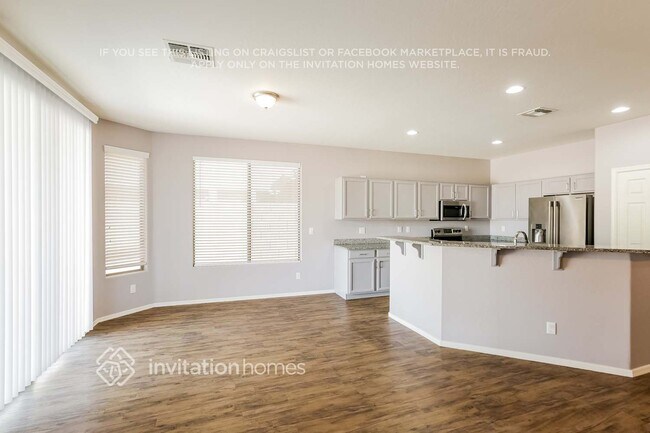 7120 S 24th Ln, Phoenix, AZ 85041 - photo 6