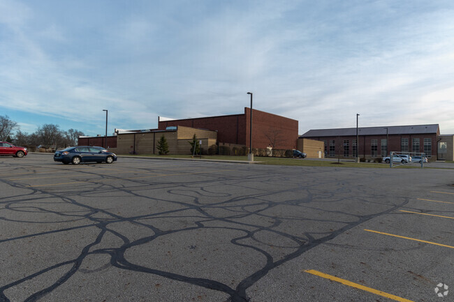 Morton Middle School has an 18 to 1 student to teacher ratio.