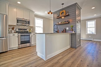 81 Preston St Unit 2, Providence, RI 02906