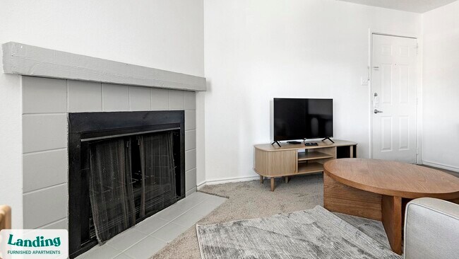 1071 Clayton Ln unit M0412, Austin, TX 78723 - photo 6