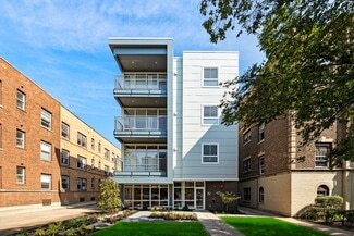 2211 Maple Ave Unit 402, Evanston, IL 60201