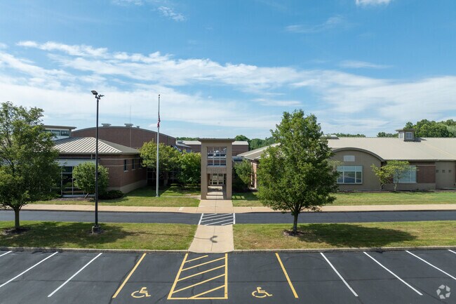 The Labrae Intermediate shares a campus with the middle school and high school in Warren.