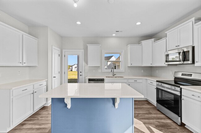 134 Pinnacle Ct unit 36455359, Five Points, NC 28376 - photo 6