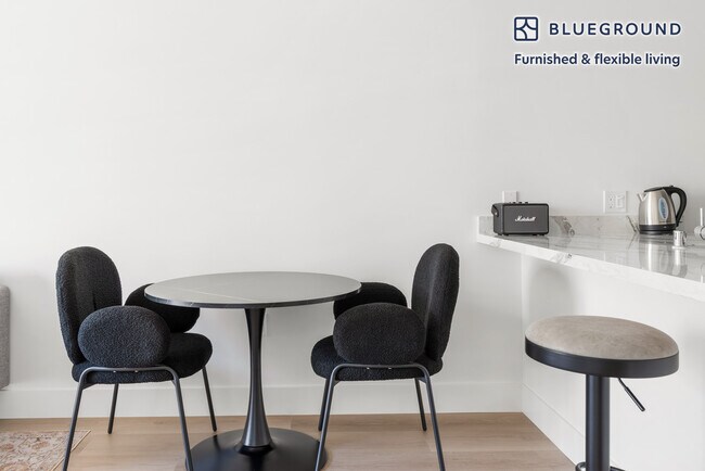 3406 El Camino Real unit FL3-ID1888, Santa Clara, CA 95051 - photo 7