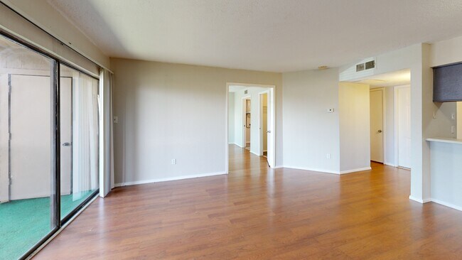 11490 Audelia Rd unit 212, Dallas, TX 75243 - photo 2