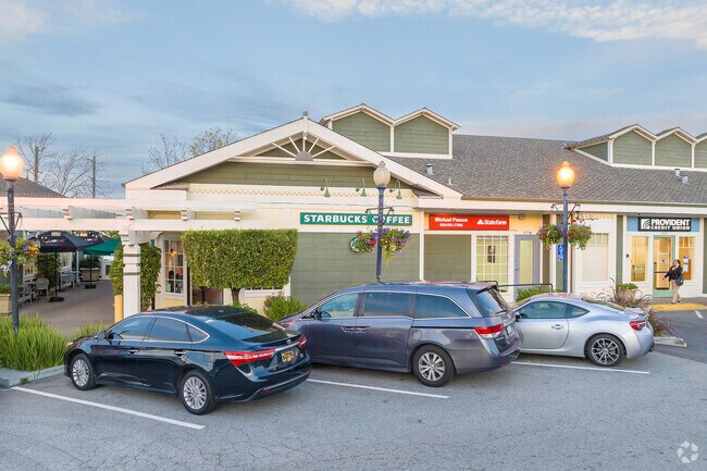 Downtown Belmont has shopping and dining for residents of Carlmont.