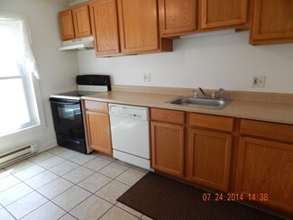 719 Johnson Ave Unit Lower Unit, Lansing, MI 48906