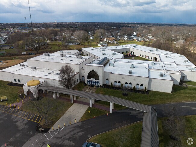 International Academy Of Cincinnati
Private Pre-K, Elementary, Middle School.
Westchester, Ohio