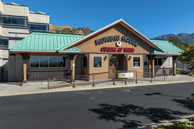 Experience the authentic flavors of India at Mumbai House in Acadia Heights.