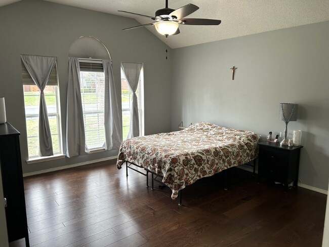 3570 Grandview Dr, San Angelo, TX 76904 - photo 6