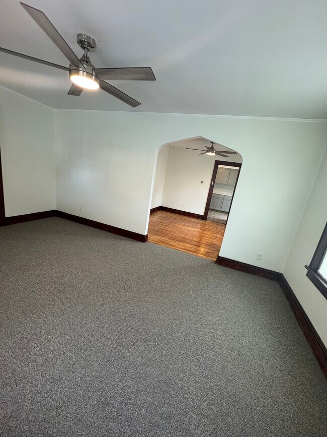 12 Rogers St unit 12 Rogers Street, New London, CT 06320 - photo 3