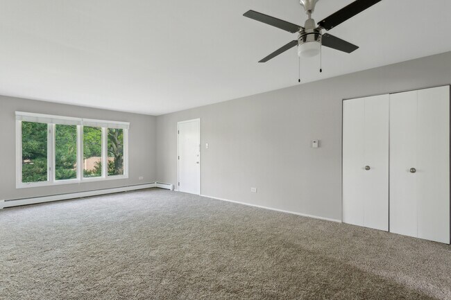 The Clarendon Apartment Homes, Clarendon Hills, IL 60514 - photo 5