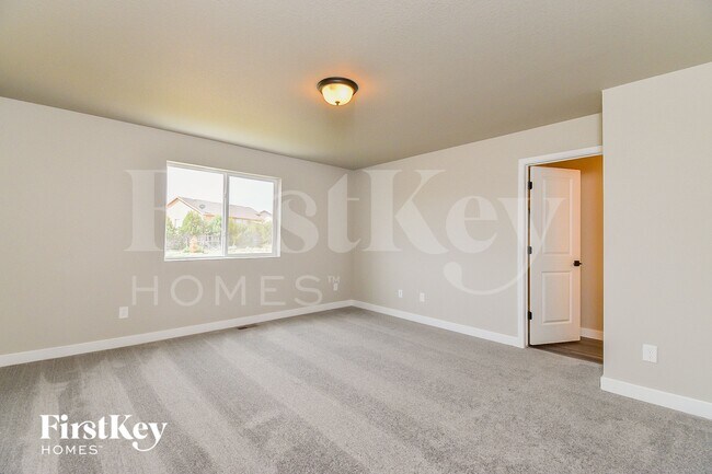 10081 Luneth Dr, Colorado Springs, CO 80925 - photo 7