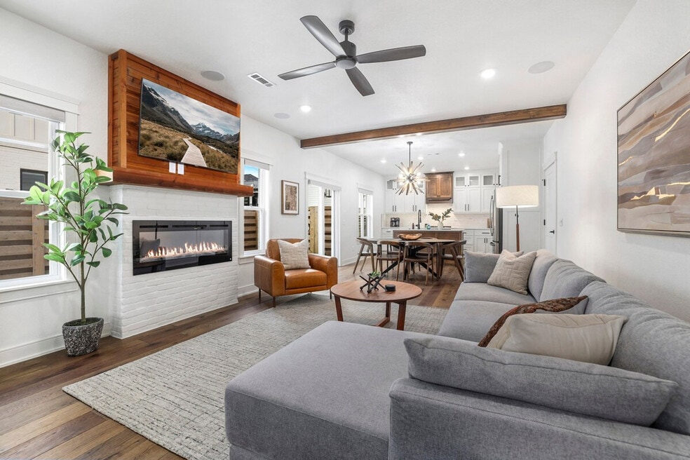 109 NW Ozark Way unit ID1221875P, Bentonville, AR 72712 - photo 1