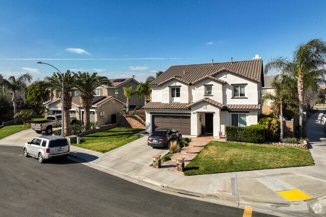 Contemporary homes in Eastvale, CA adds character to the community.