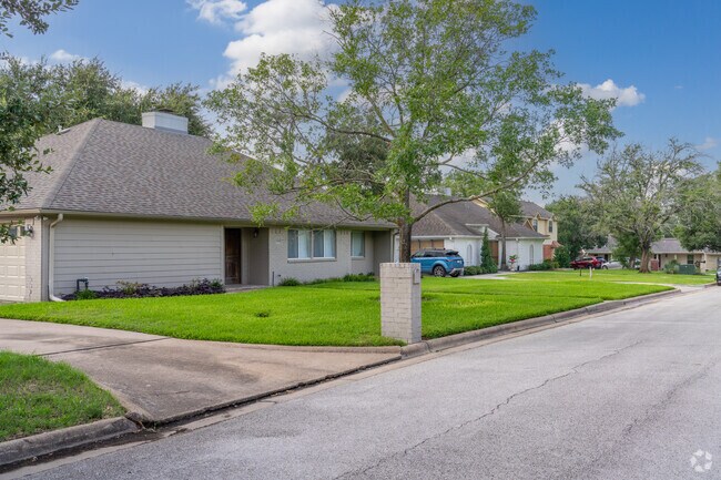 Briarcrest features homes priced from $250k to $400k.