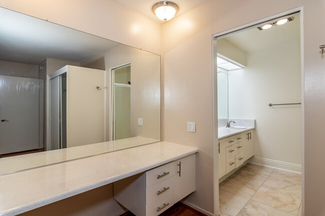 Canyon Villas Place, Palm Springs, CA 92264 - photo 7