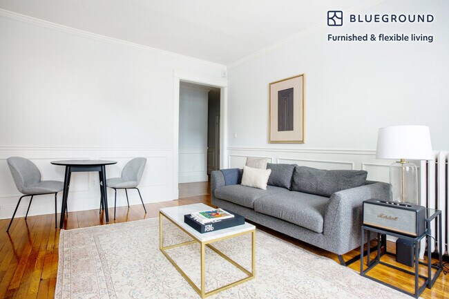 49 Worthington St unit FL3-ID341, Boston, MA 02120 - photo 2