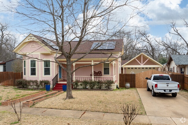 One of the many homes in the historic Palestine district include Queen Ann.