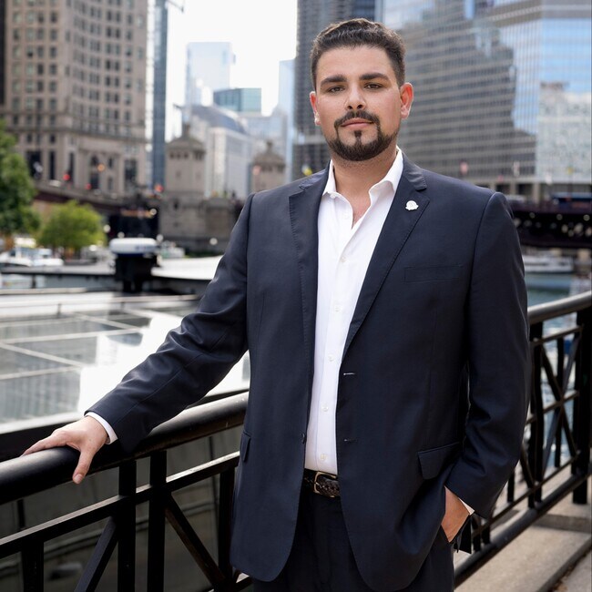 Agent Photo