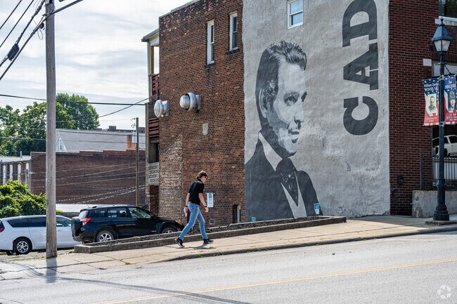 Locals in Cadiz love sharing stories about Clark Gable.