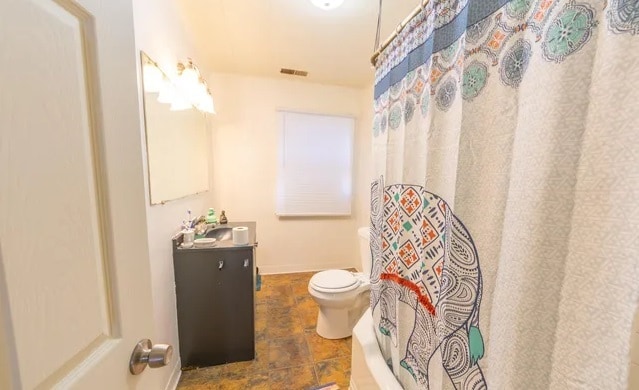 422 W Saginaw St unit Upper, Lansing, MI 48933 - photo 7