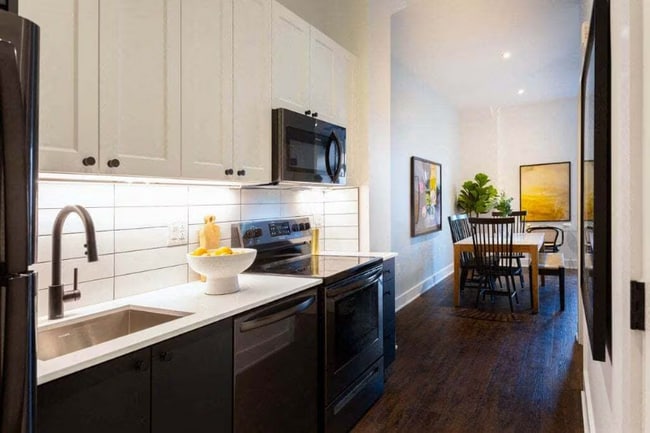 780 S 52nd St unit 10, Philadelphia, PA 19143 - photo 3