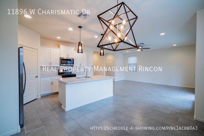 11896 W Charismatic Dr, Marana, AZ 85653 - photo 4