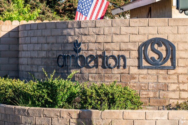 Amberton is a neighborhood located in Bakersfield.