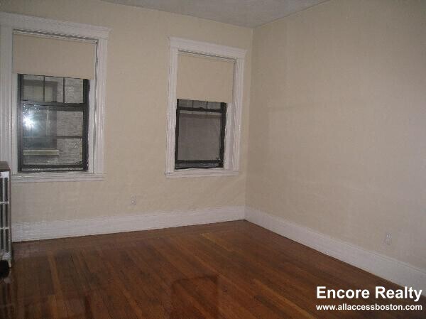 56 Queensberry St unit 16, Boston, MA 02215 - photo 3