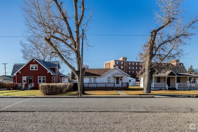 Most of the homs in Conrad were built in the Mid-Twentieth Century.