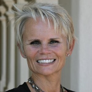 Lisa Adams