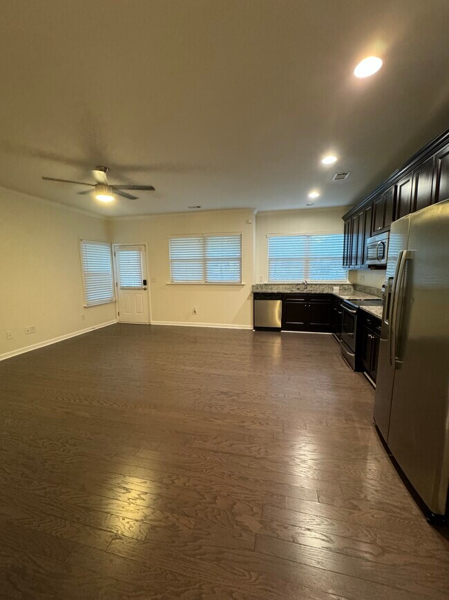 2042 Bolton Rd NW, Atlanta, GA 30318 - photo 7