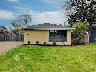 21 Julie Dr, Glenview, IL 60025