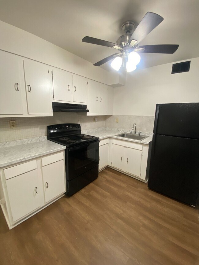 3737 Morgan Ford Rd unit C, St. Louis, MO 63116 - photo 3