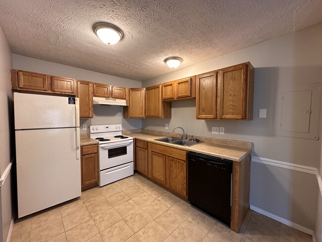 Breckenridge Apartments - 4501 Lynnmont Rd, Knoxville, TN | Homes.com