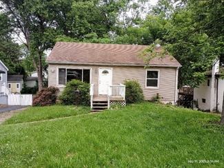 7718 Delmont St, St. Louis, MO 63123