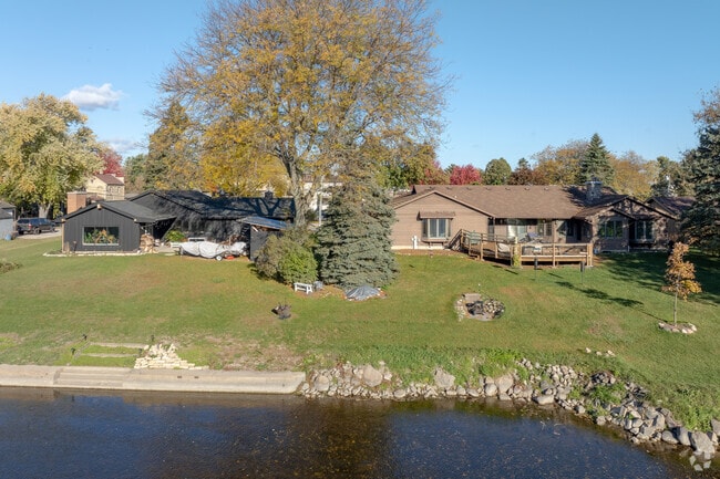 Riverside ranch homes offer scenic views in Saukville’s quiet residential neighborhoods.