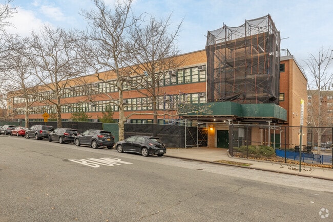 P.S. 232 Lindenwood serves PK-8.