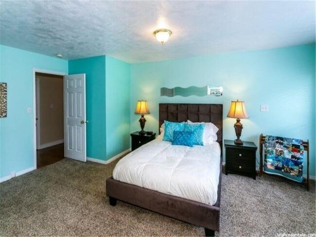 1243 S Main St, Mapleton, UT 84664 - photo 4