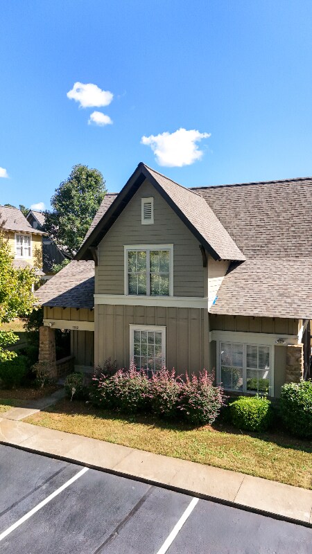 101 West Ln, Clemson, SC 29631